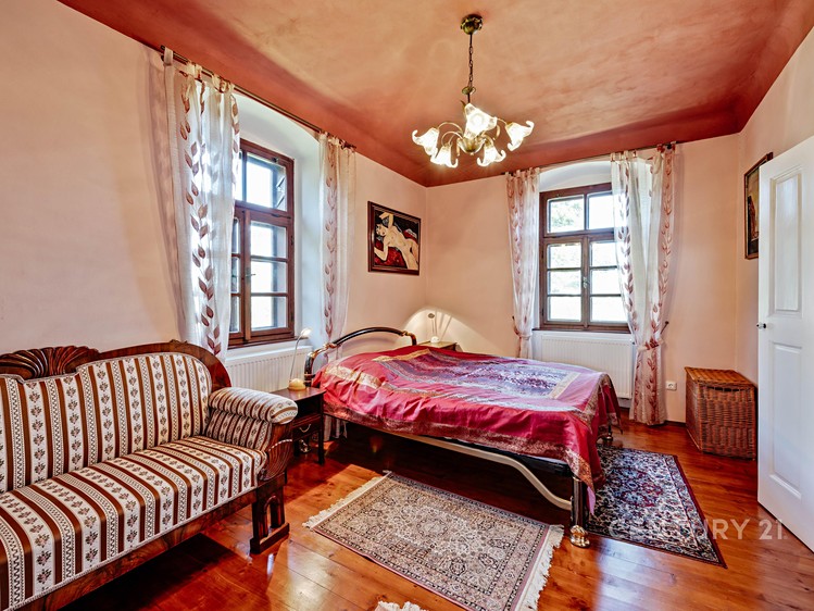 Будинок на продаж, 465 м² (13 з 35)