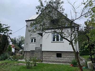 Pronájem  rodinného domu 200 m², pozemek 1 842 m²
