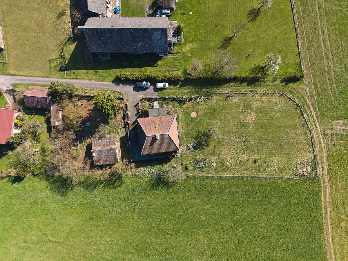 Prodej rodinného domu 240 m², pozemek 2173 m² – fotografie 5