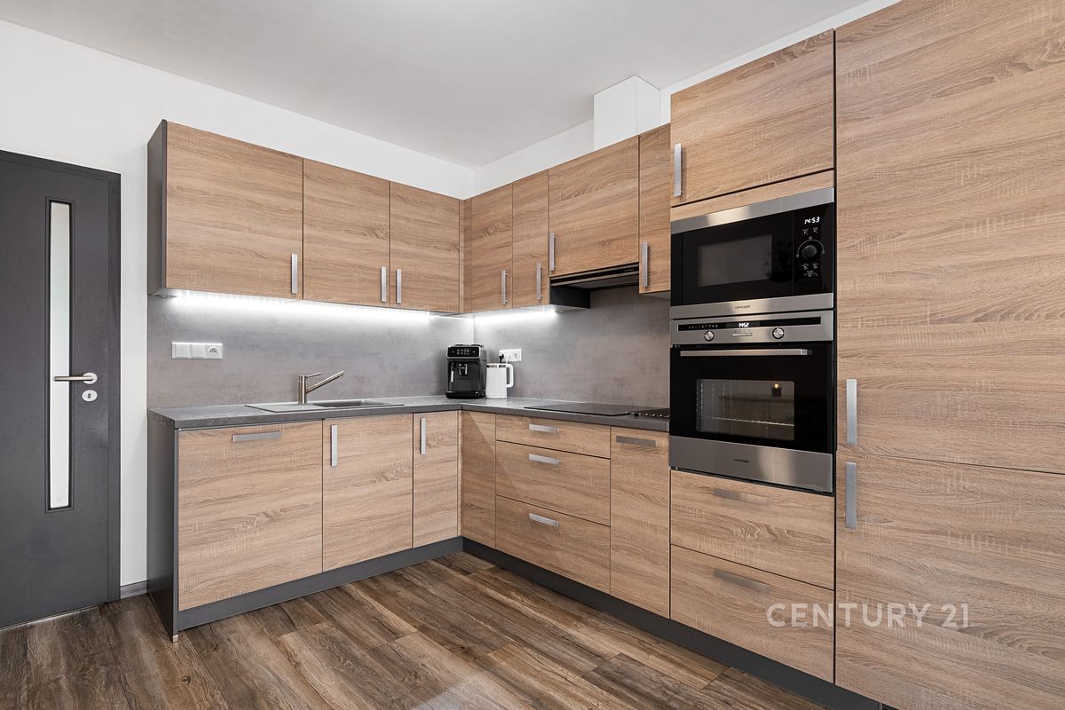 Prodej rodinného domu 82 m², pozemek 502 m² – fotografie 2