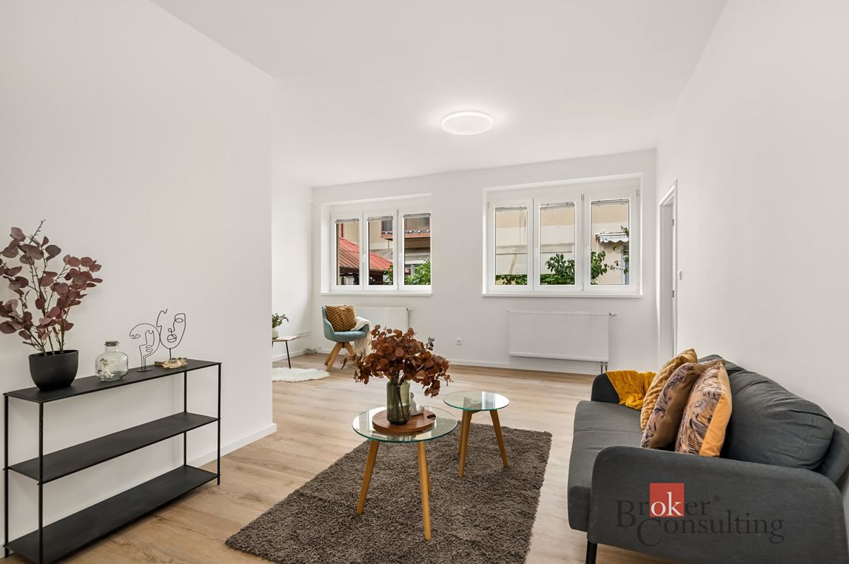 Pronájem bytu 2+1 64 m²
