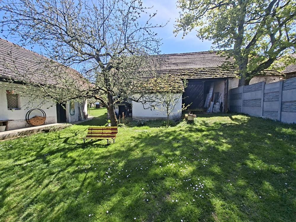 Prodej chalupy 320 m², pozemek 1743 m² – fotografie 2