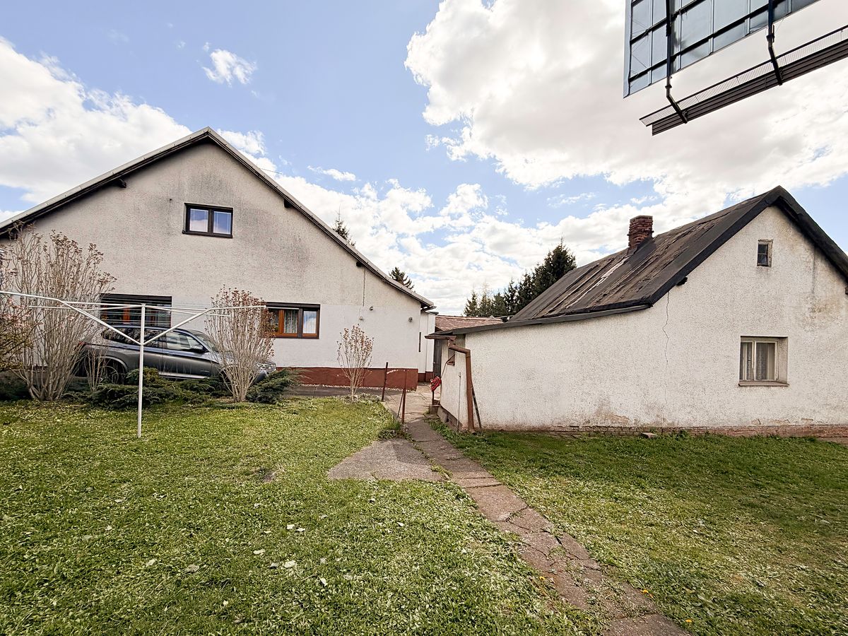 Prodej rodinného domu 112 m², pozemek 1073 m² – fotografie 2