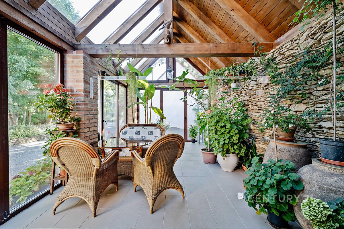 Prodej rodinného domu 465 m², pozemek 2031 m² – fotografie 5