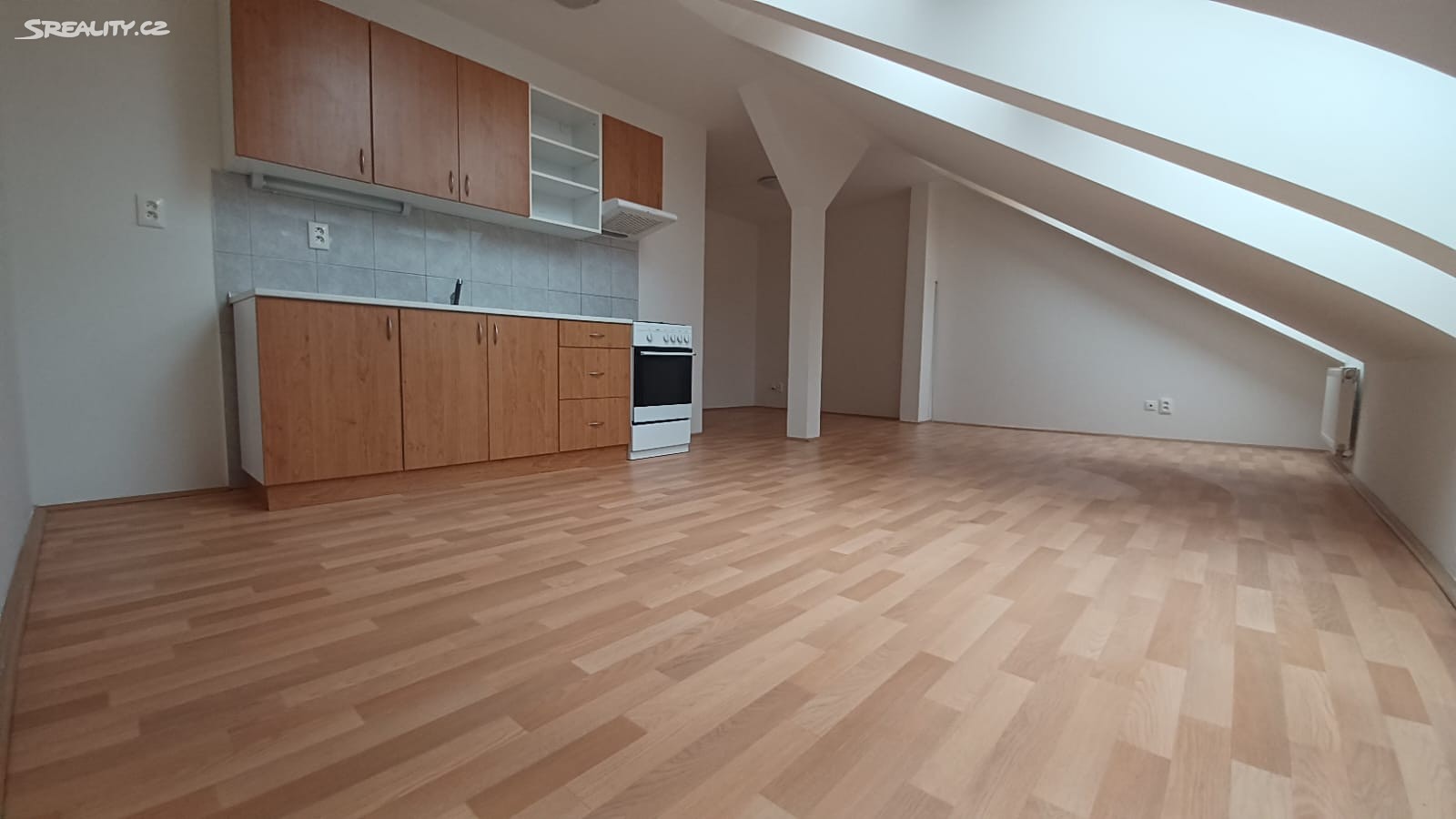Pronájem bytu 2+kk 57 m² (Jednopodlažní), Plzeň