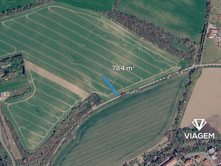 Prodej pozemku, 784 m² (2 z 4)
