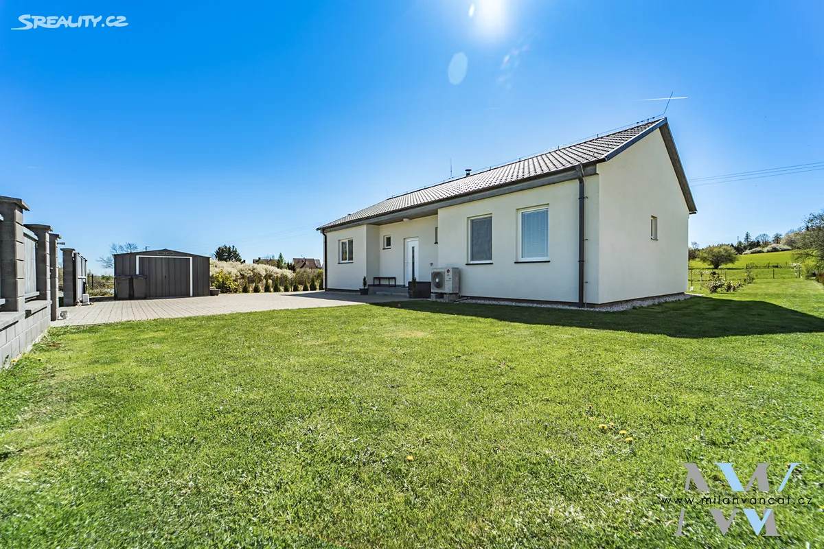 Prodej rodinného domu 106 m², pozemek 1942 m², Zalužany