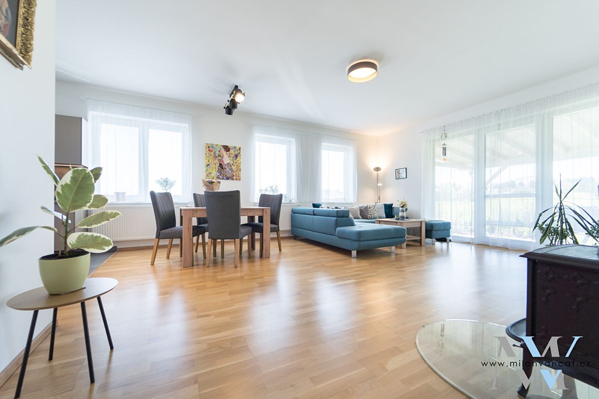 Prodej rodinného domu 106 m², pozemek 1942 m² – fotografie 5