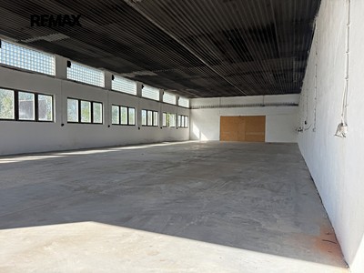 Pronájem skladového prostoru 515 m²