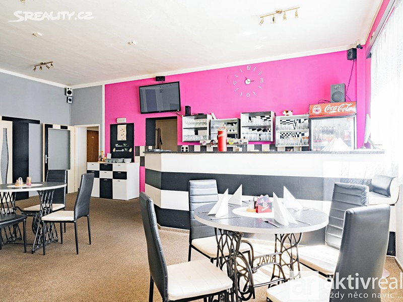 Prodej ubytovacího zařízení 556 m² – další