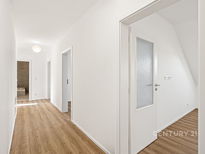 Квартира 4+kk на продаж, 100 м² (3 з 9)