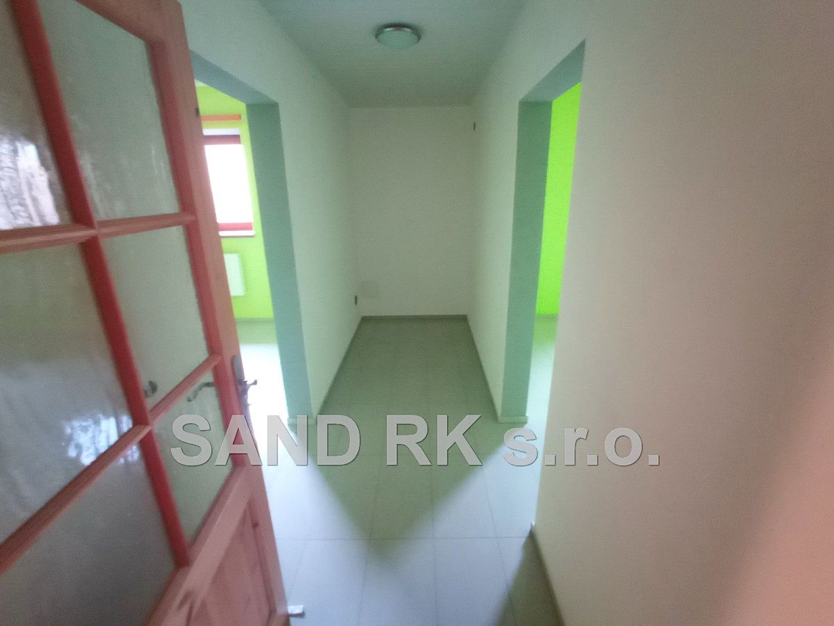Prodej vícegeneračního domu 730 m², pozemek 2759 m² – fotografie 4