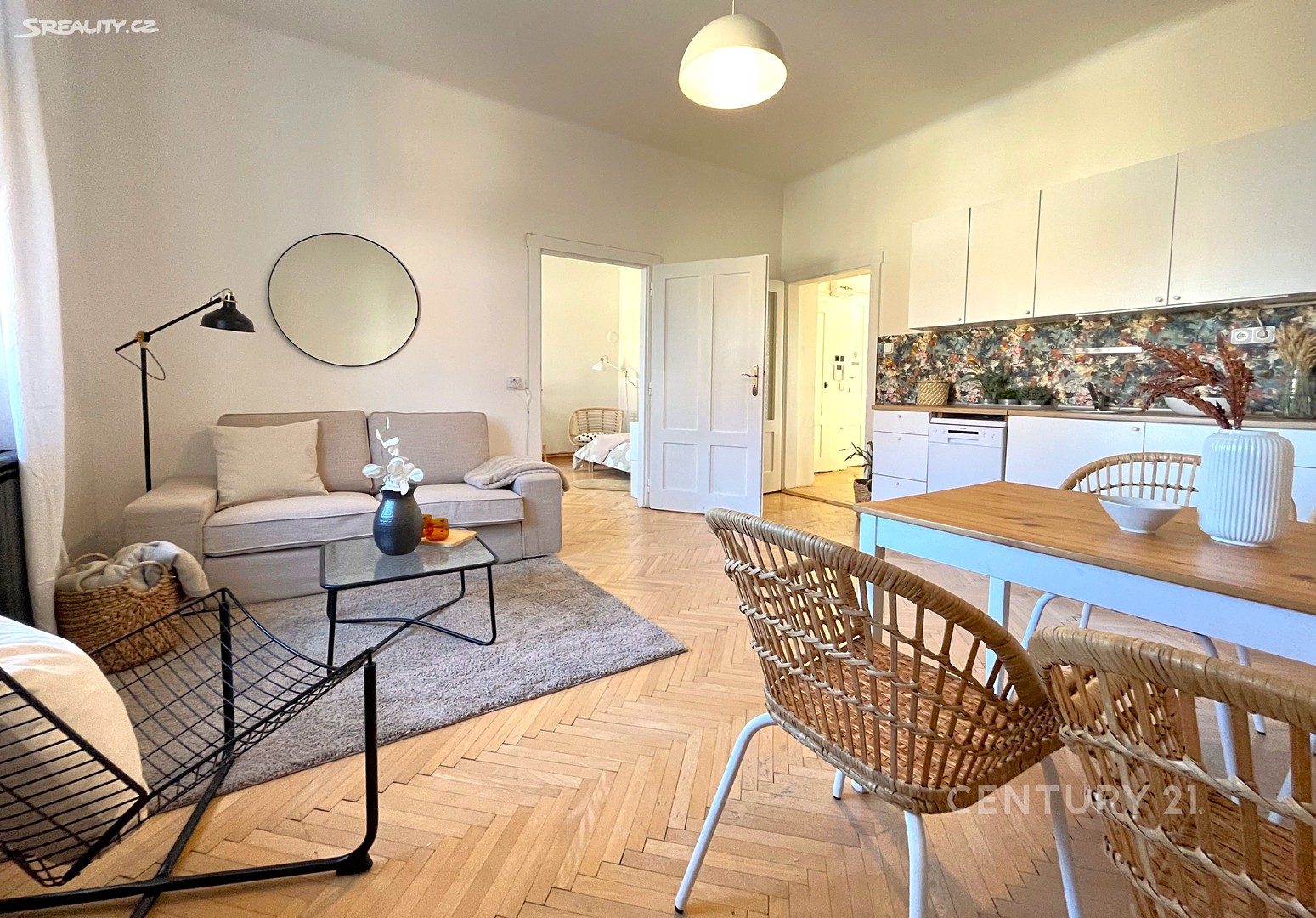 Pronájem bytu 3+kk 67 m² – pohled 5