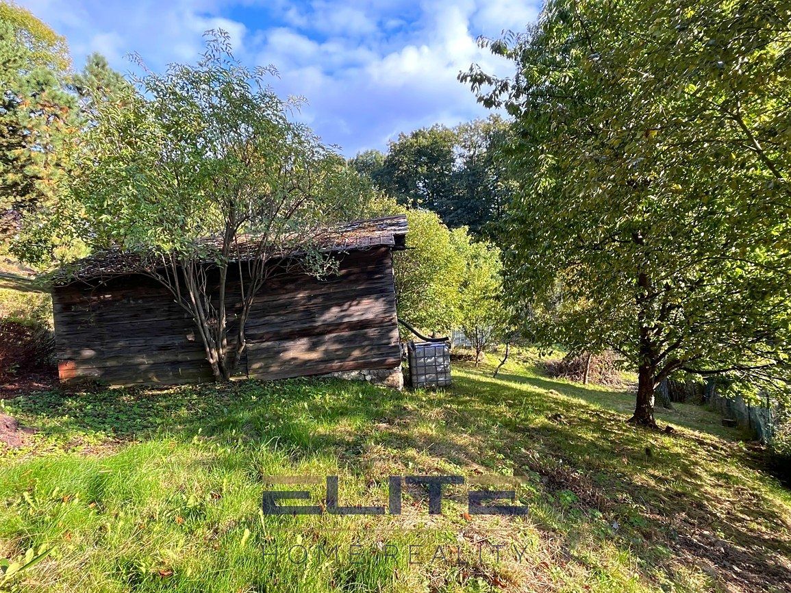 Prodej stavebního pozemku 4461 m² – fotografie 3