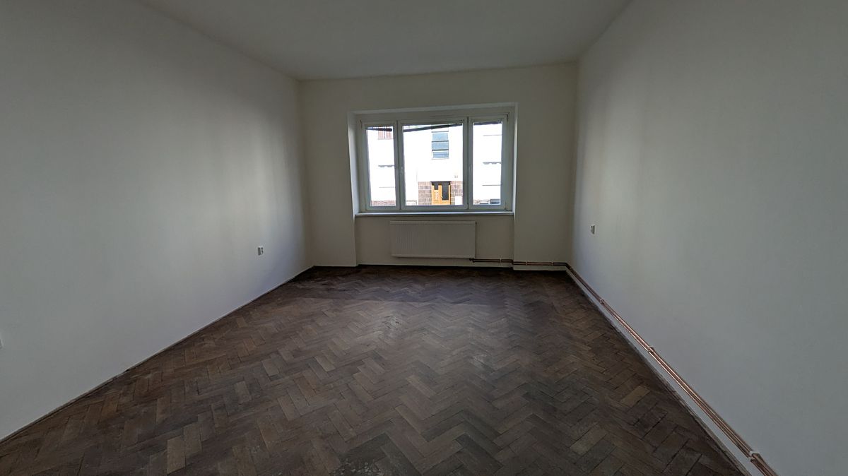 Pronájem bytu 1+1 45 m² – fotografie 3