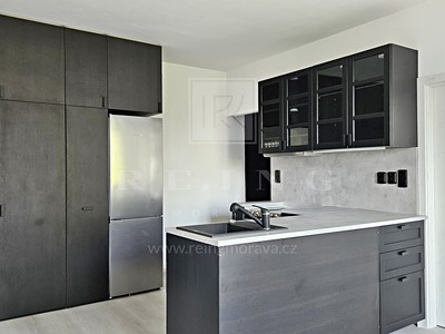 Pronájem bytu 2+kk 33 m²