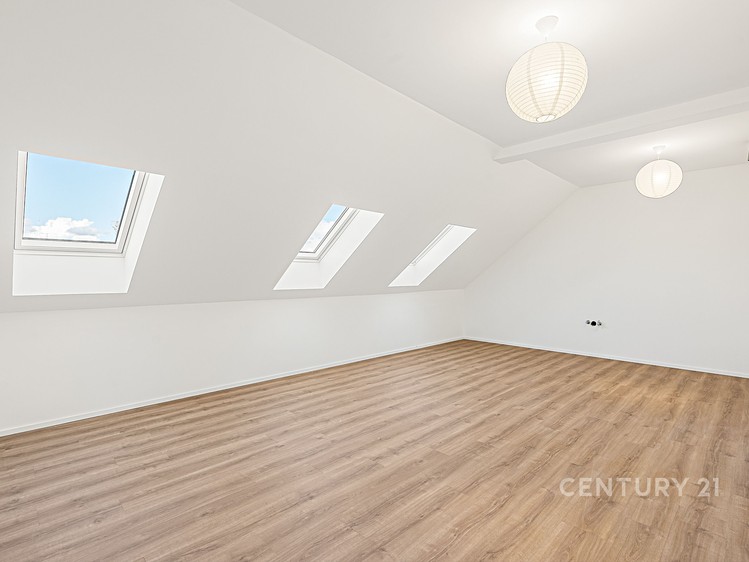 Квартира 4+kk на продаж, 100 м² (5 з 9)