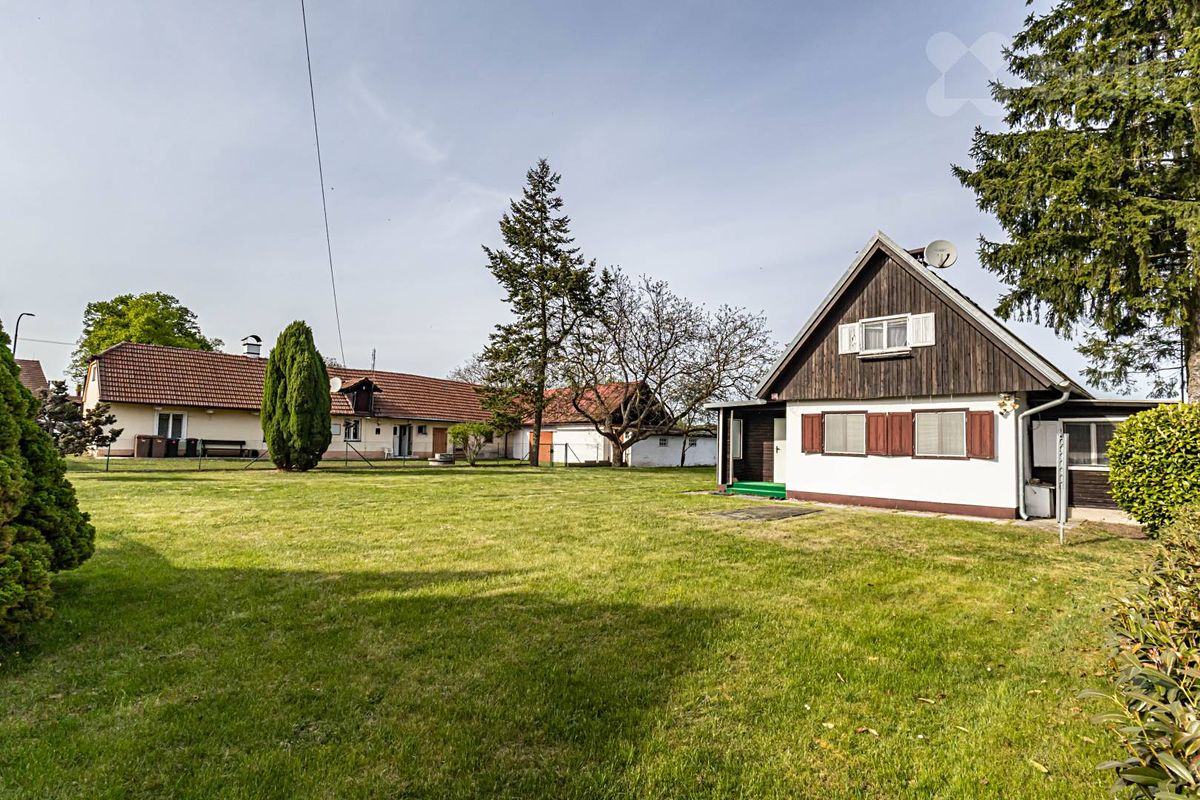 Prodej rodinného domu 97 m², pozemek 2313 m²