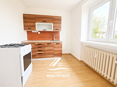 Pronájem bytu 1+1 37 m²