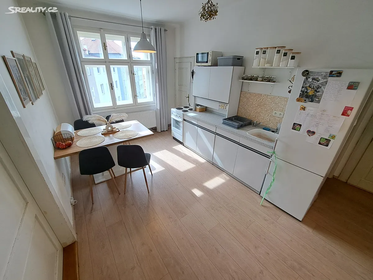 Pronájem bytu 2+kk 52 m², Hradec Králové