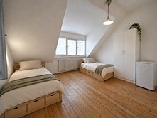 Pronájem  pokoje 18 m² (Mezonet)
