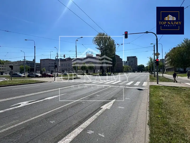 Pronájem skladového prostoru 500 m², Ostrava – náhled fotky 2