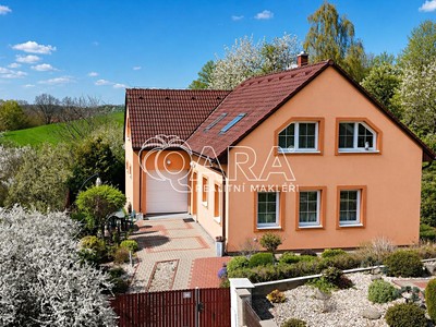 Prodej  rodinného domu 220 m², pozemek 782 m²