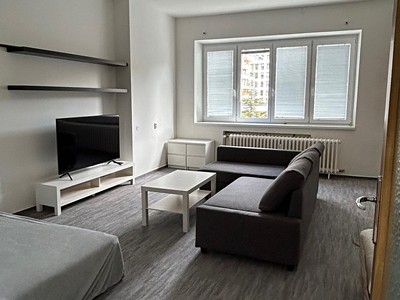 Pronájem bytu 1+1 35 m²