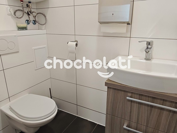 Комерційне приміщення на продаж, 157 м² (22 з 47)