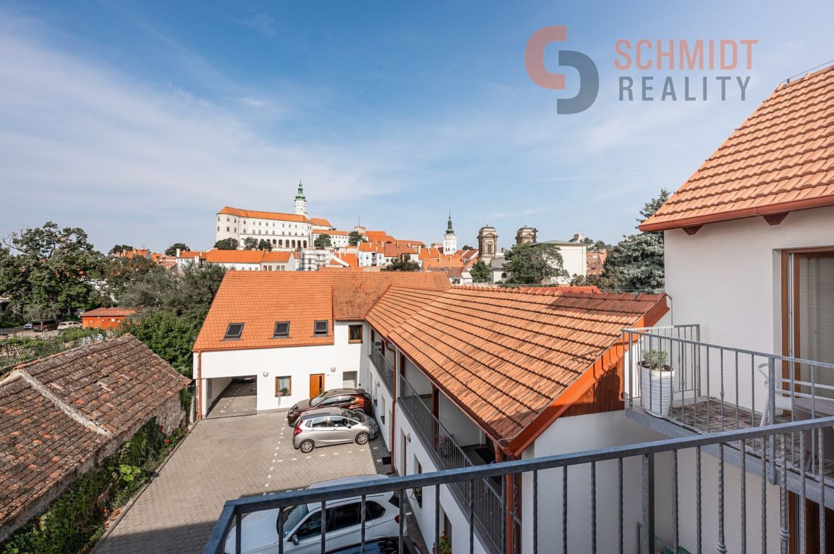 Prodej bytu 1+kk 16 m² – fotografie 2