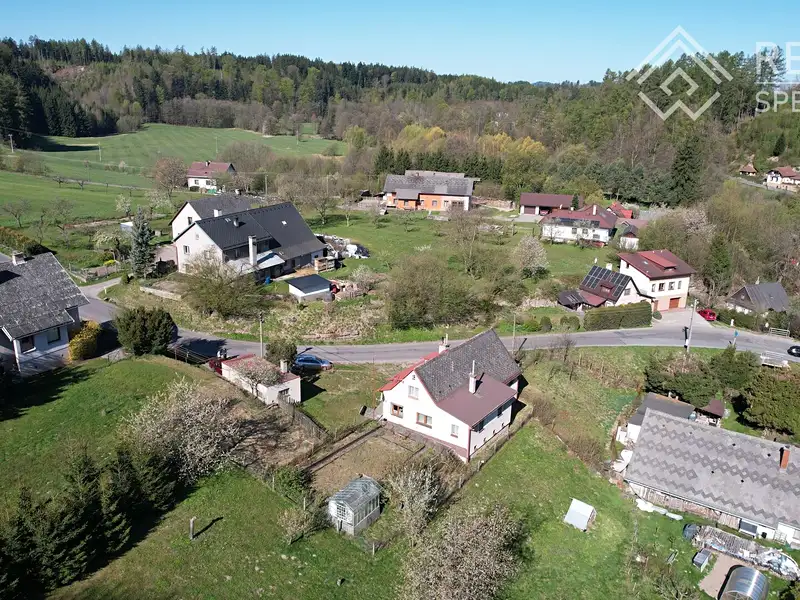 Prodej rodinného domu 149 m², pozemek 643 m², Nekoř – náhled fotky 3
