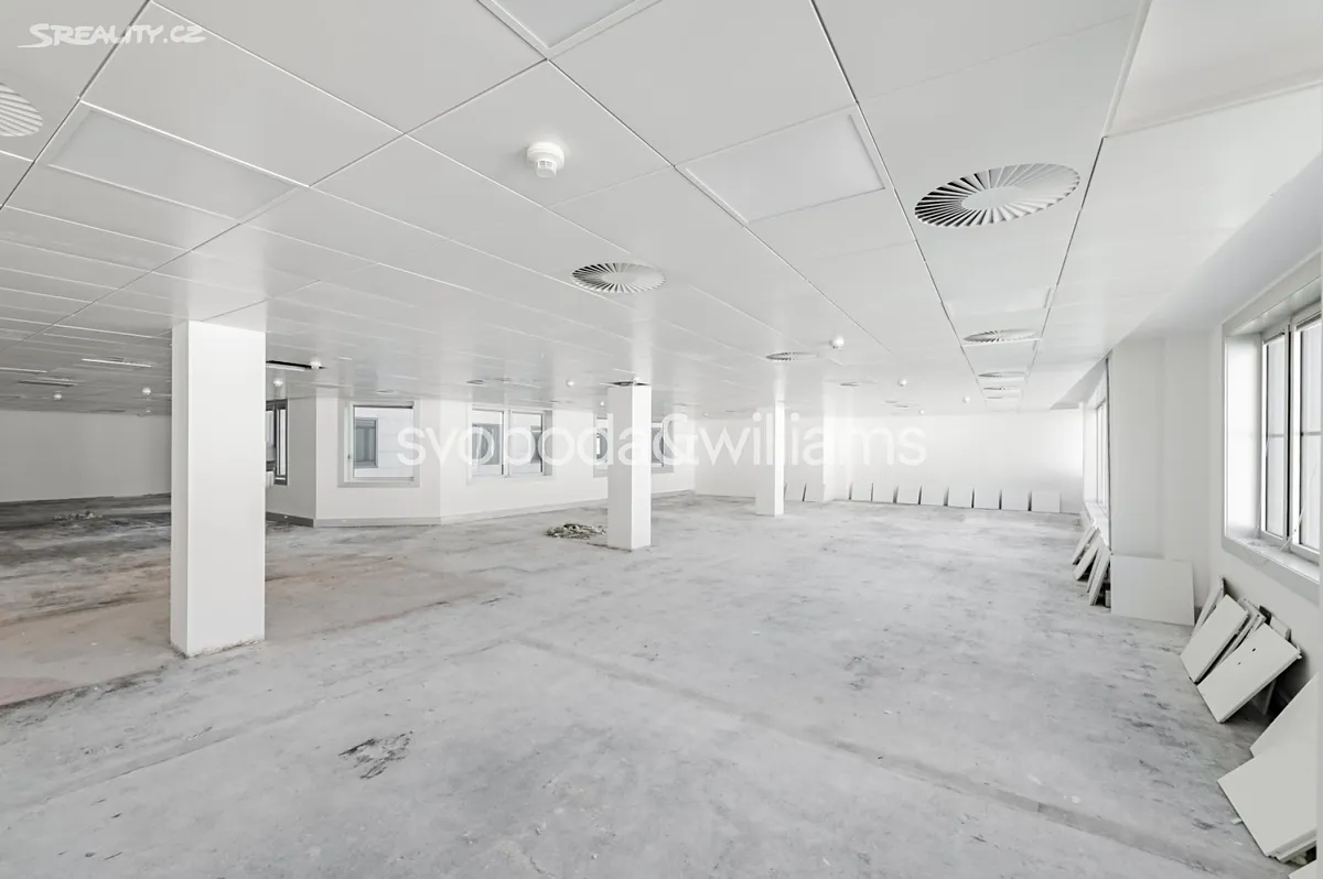 Pronájem kanceláře 674 m², Na Příkopě