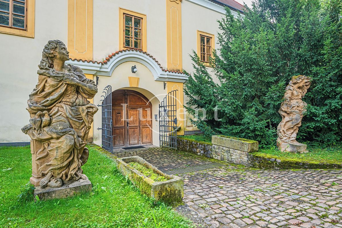 Prodej ubytovacího zařízení 2500 m² – fotografie 3