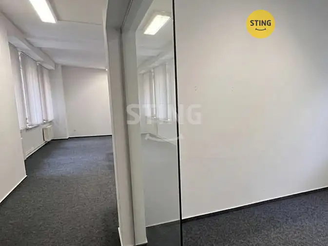 Pronájem kanceláře 180 m², Ostrava – náhled fotky 1