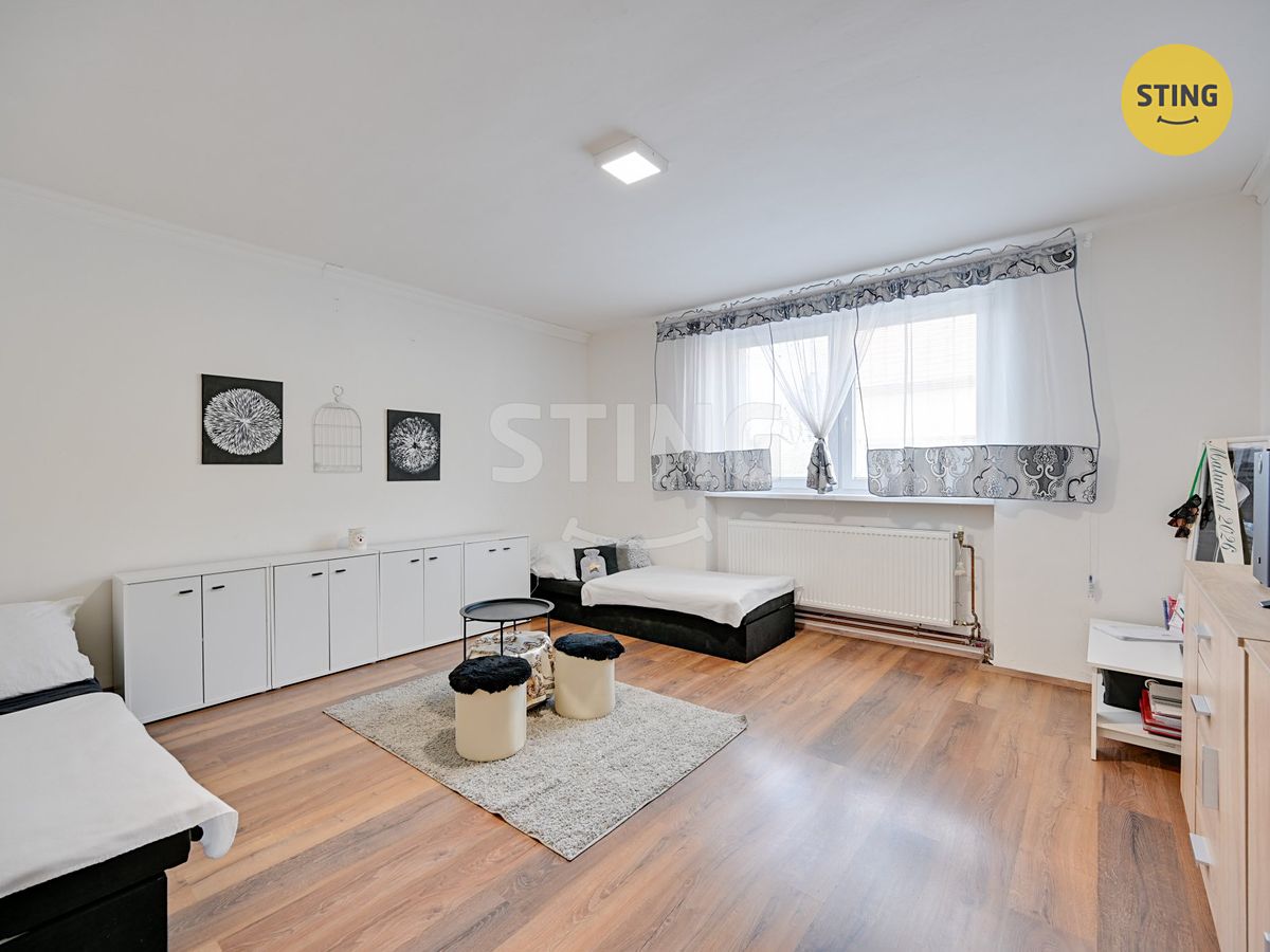 Prodej rodinného domu 95 m², pozemek 355 m² – fotografie 2