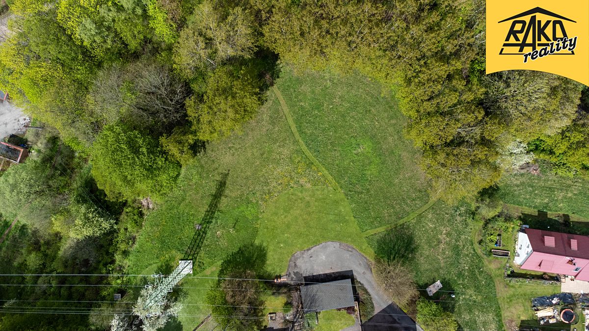 Prodej stavebního pozemku 3326 m²