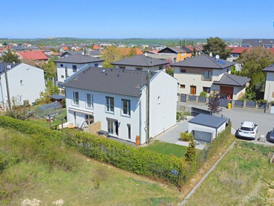 Pronájem  rodinného domu 94 m², pozemek 300 m² — photo 2
