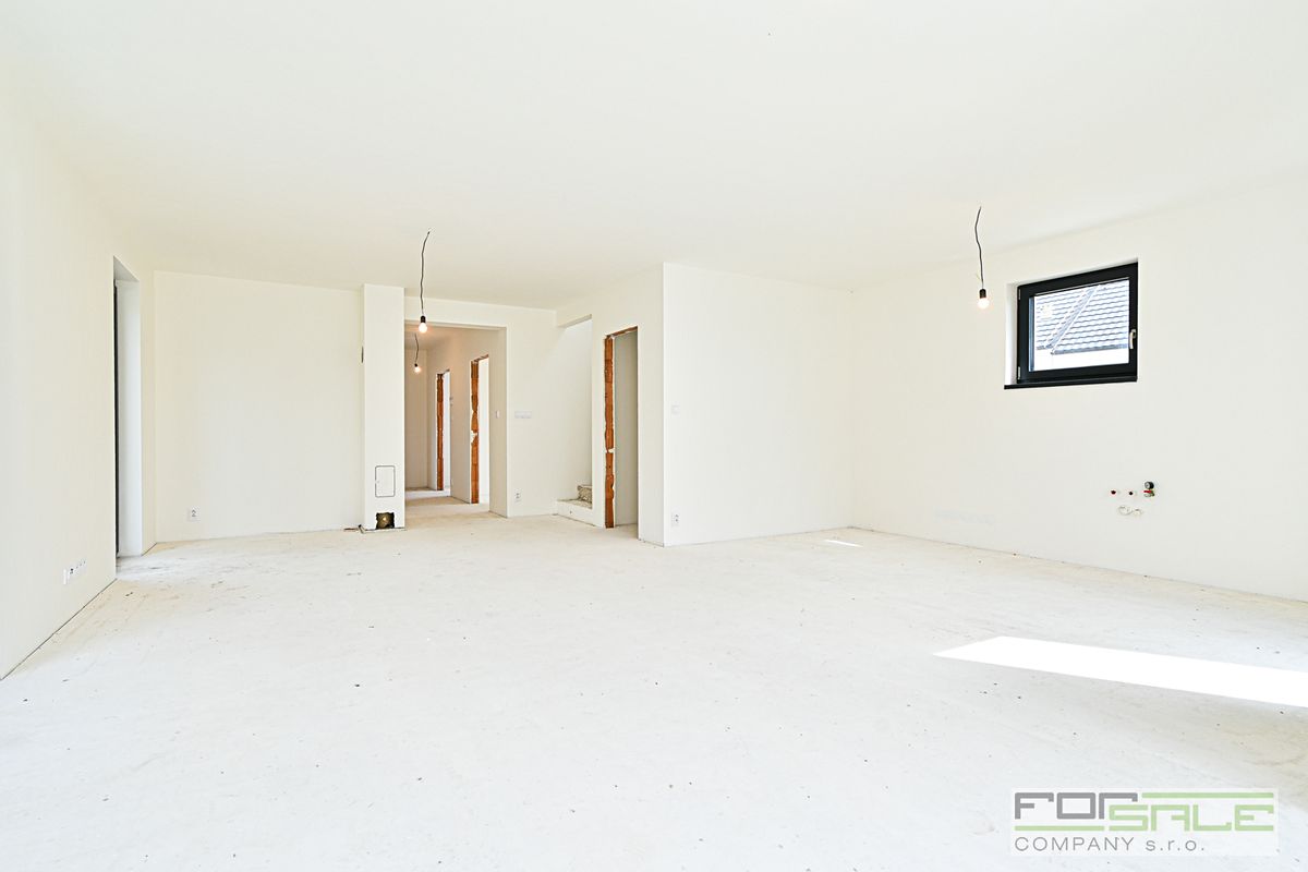 Prodej rodinného domu 120 m², pozemek 596 m² – fotografie 4