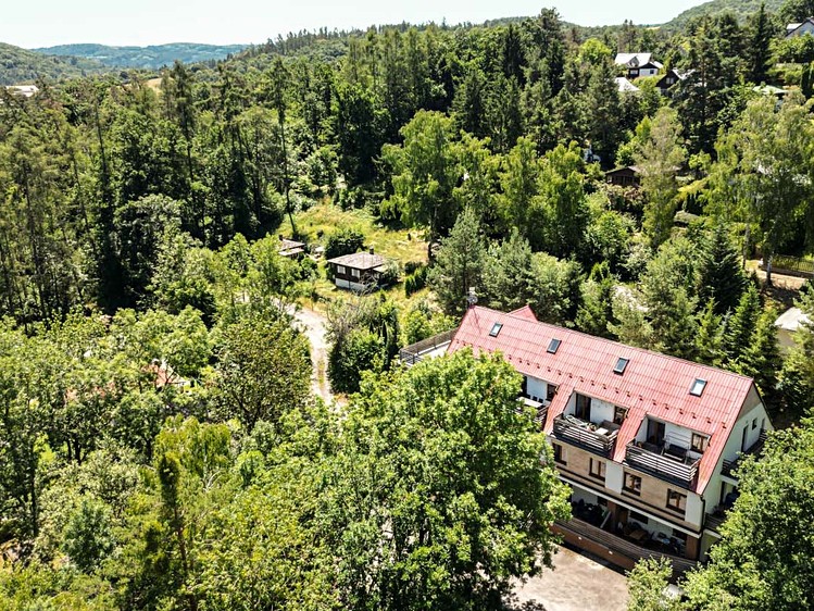 Комерційне приміщення на продаж, 67 м² (1 з 15)