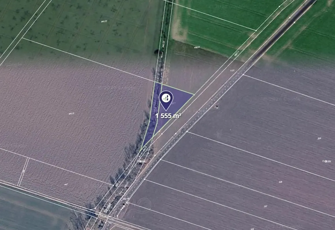 Prodej pole 1555 m²