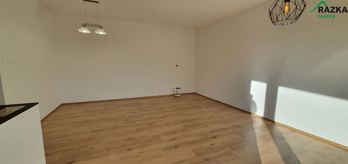 Prodej rodinného domu 114 m², pozemek 460 m² – fotografie 4