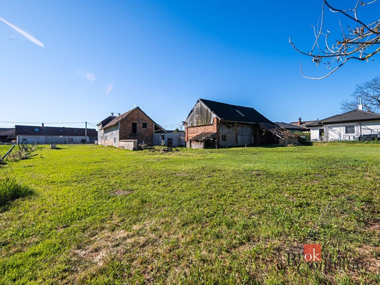 Grundstück zum Kauf, 1.049 m² (4 von 9)