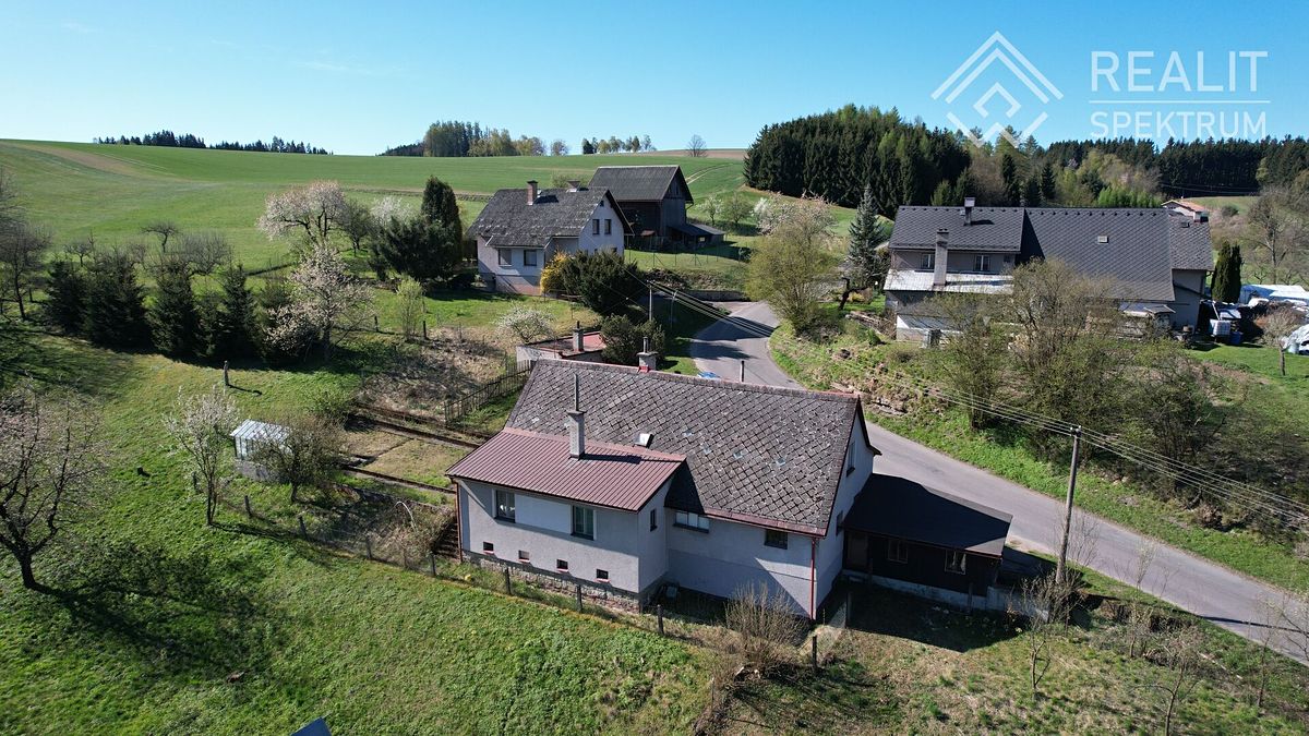 Prodej rodinného domu 149 m², pozemek 643 m² – fotografie 4