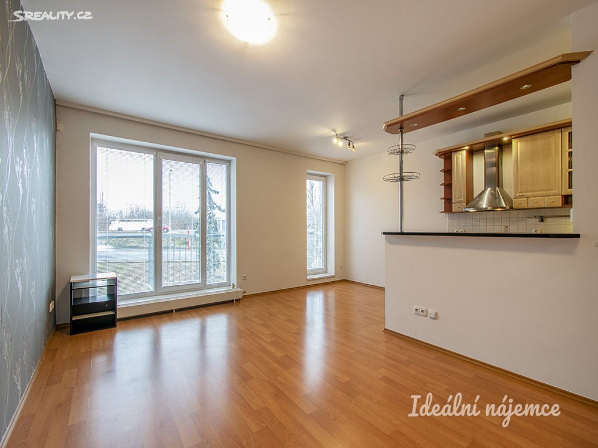 Pronájem bytu 3+kk 70 m² – pohled 5