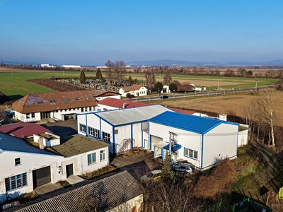 Prodej výrobní haly, prostoru 2 290 m²