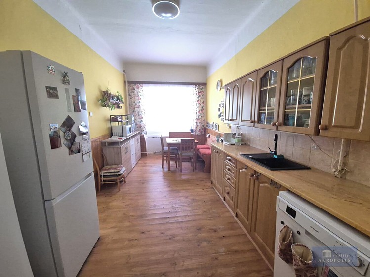 Комерційне приміщення на продаж, 135 м² (6 з 35)