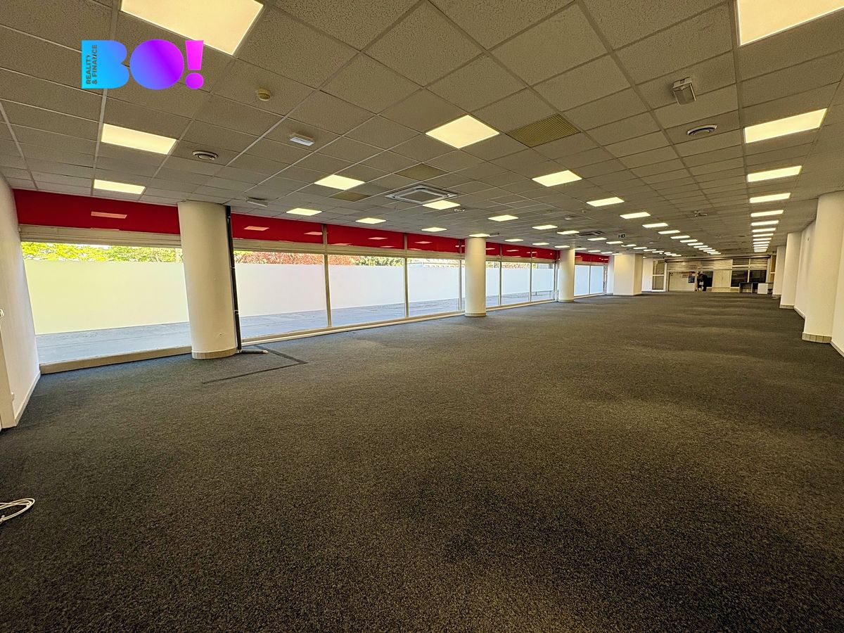 Pronájem obchodního prostoru 428 m² – fotografie 2