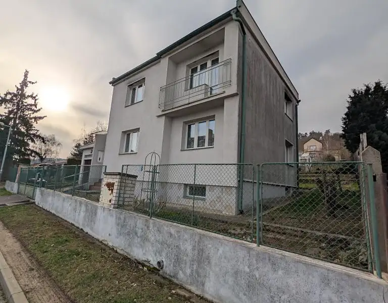 Prodej rodinného domu 171 m², pozemek 444 m², Praha – náhled fotky 3