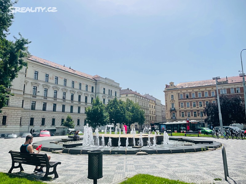 Prodej činžovního domu 2 000 m² – pohled 4