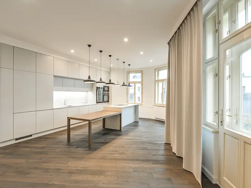 Pronájem bytu 4+kk 165 m², Praha – náhled fotky 2